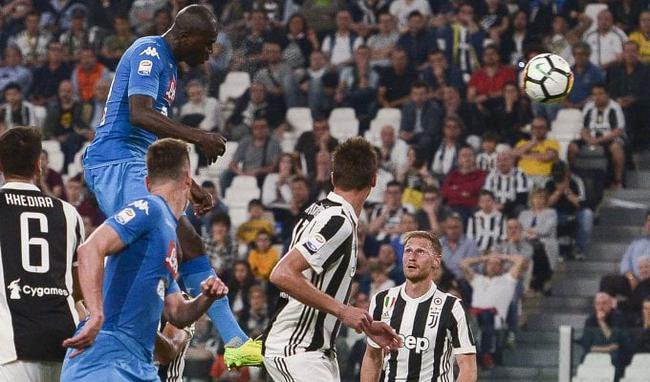 Serie A starają się zachować napięcie